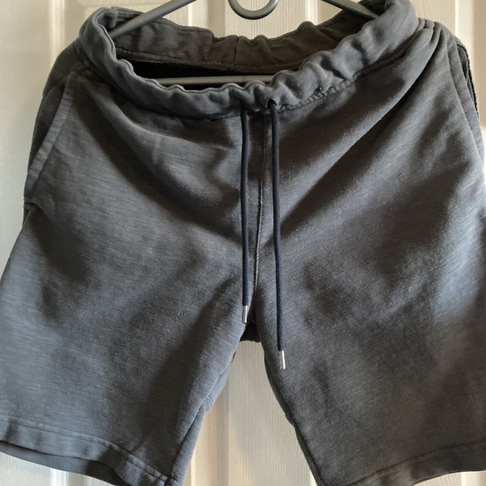 Shorts Men Small  - dark grey